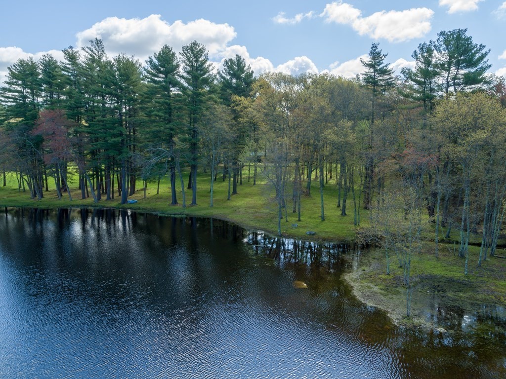 68 Farm Street Dover, MA 02030 - Photo 1 of 13