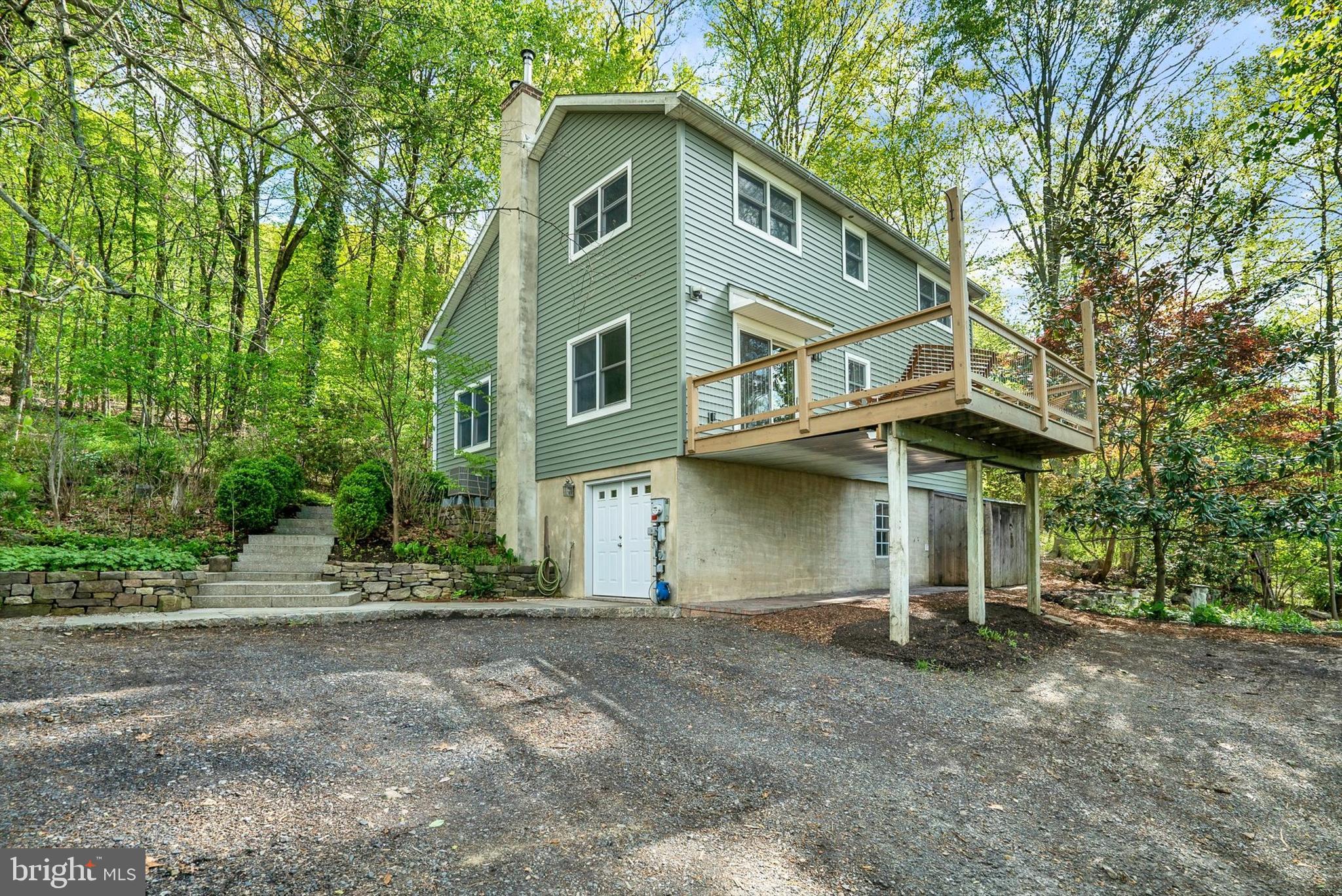 1694 Spring Valley Road Center Valley, PA 18034 - Photo 28 of 36