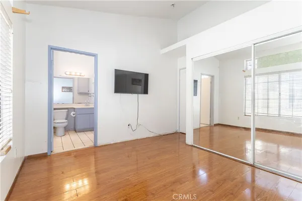 $475,000 | 11150 Glenoaks Boulevard, Unit 160, Pacoima, CA 91331