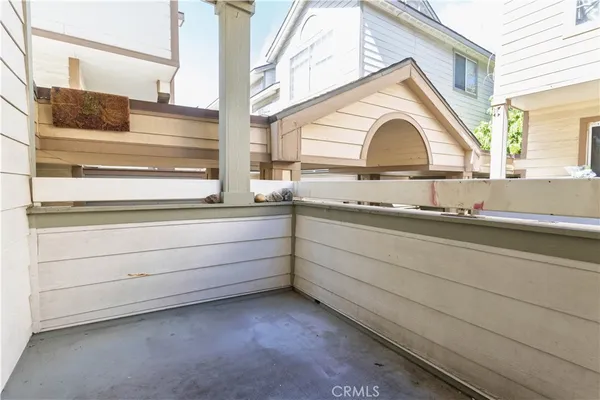 $475,000 | 11150 Glenoaks Boulevard, Unit 160, Pacoima, CA 91331
