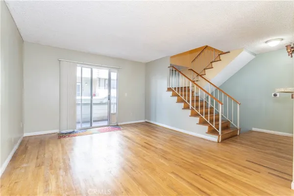 $475,000 | 11150 Glenoaks Boulevard, Unit 160, Pacoima, CA 91331