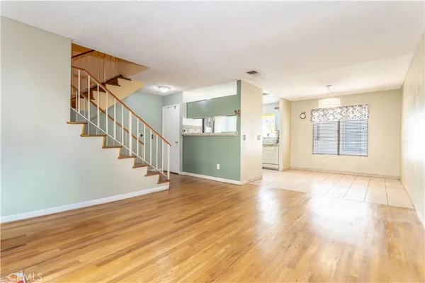 $475,000 | 11150 Glenoaks Boulevard, Unit 160, Pacoima, CA 91331