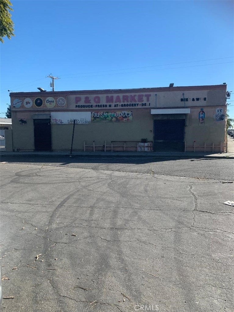 an aerial view of a building