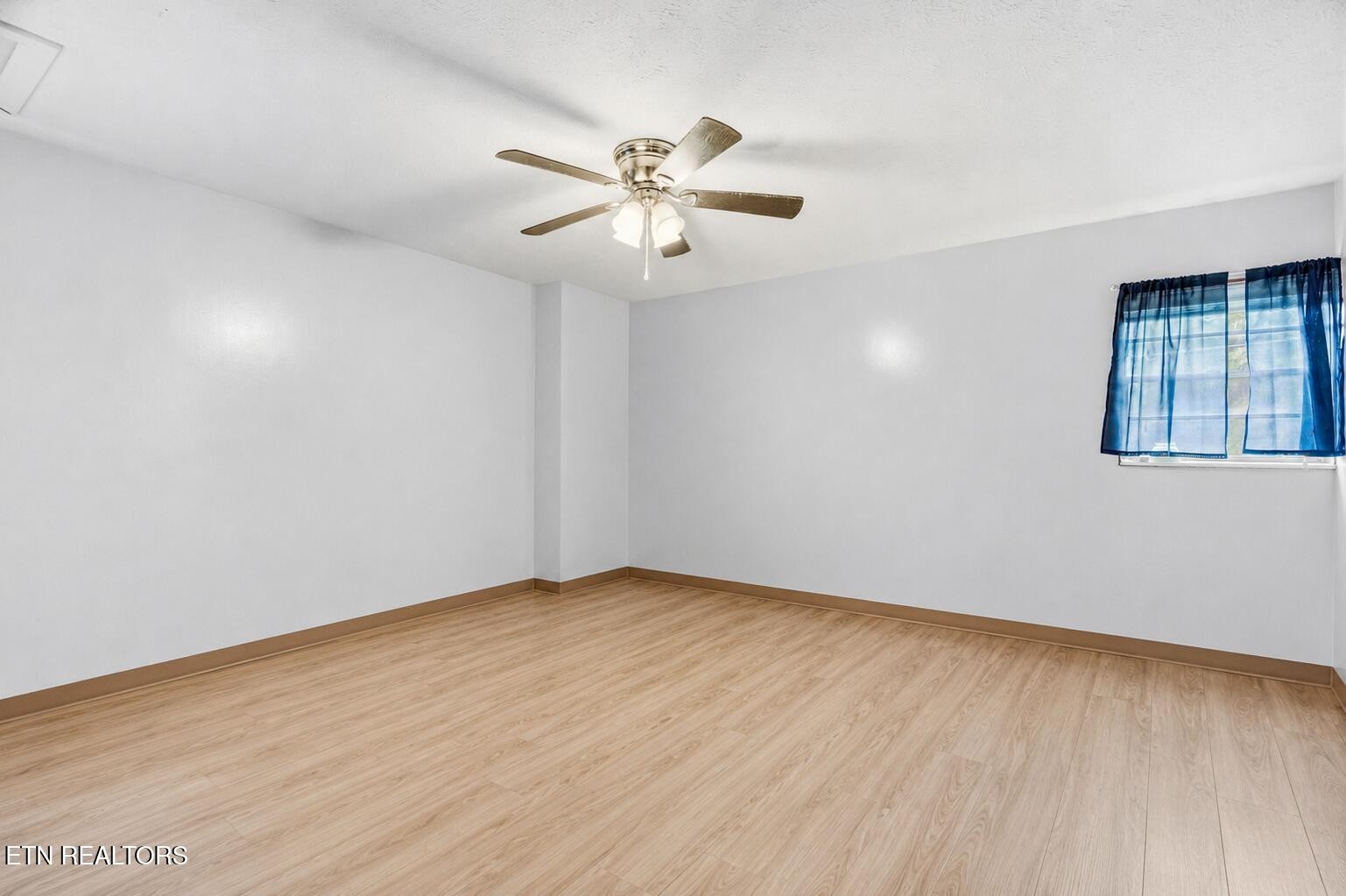 814 Midway Road Strawberry Plains, TN 37871 - Photo 36 of 59