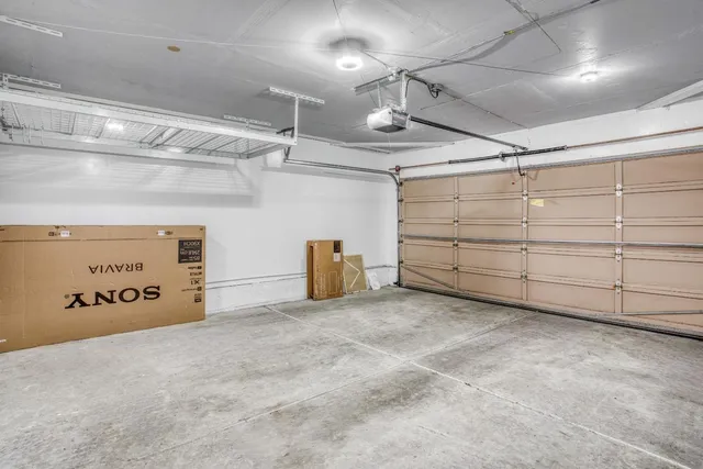 a view of a back yard of the house