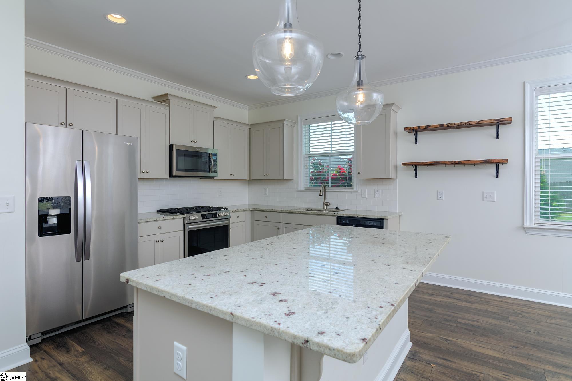 305 Timberland Way Piedmont, SC 29673 - Photo 16 of 38