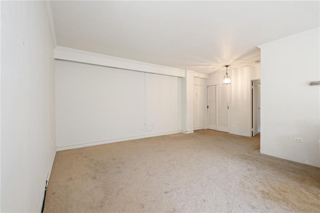 128 North Craig Street, Unit 412 Pittsburgh, PA 15213 - Photo 3 of 17 a view of an empty room