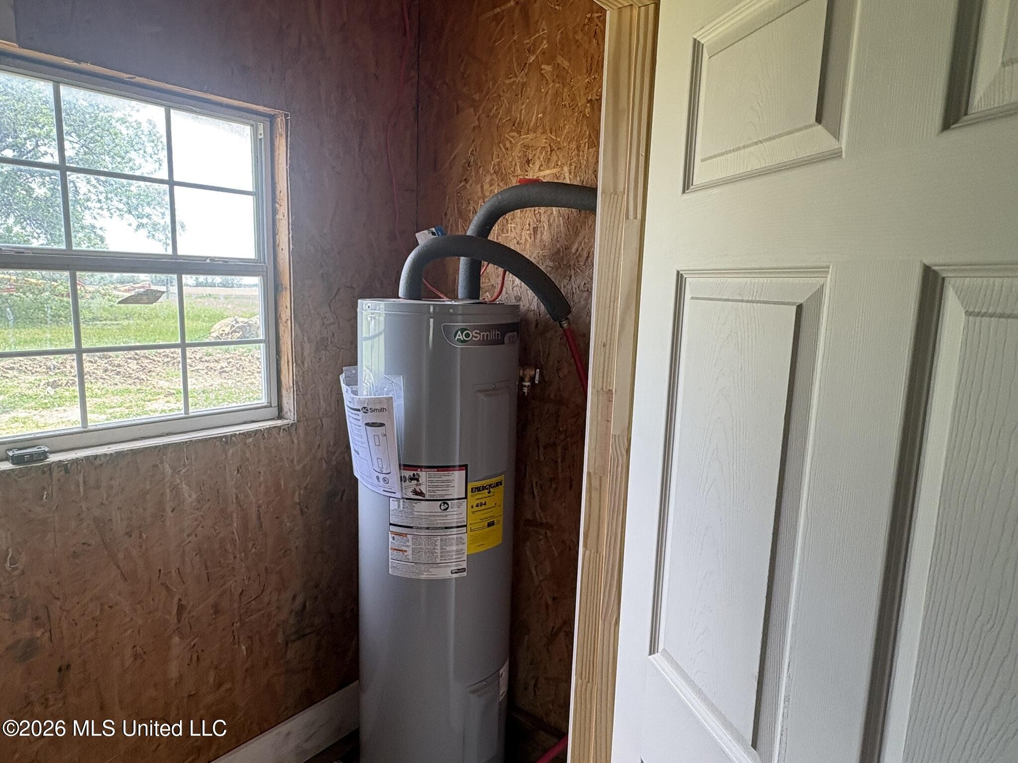 161 Smith Road Cleveland, MS 38732 - Photo 26 of 27 161 Smith Road Hot Watter