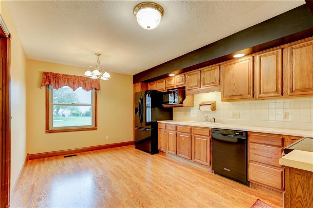 4325 Evans Avenue Springfield, OH 45504 - Photo 8 of 38