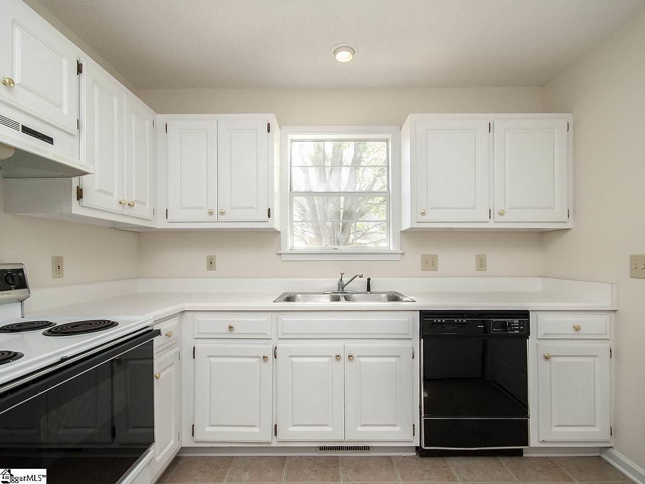 102 Belford Road Mauldin, SC 29662 - Photo 15 of 34 Gallery Image 15