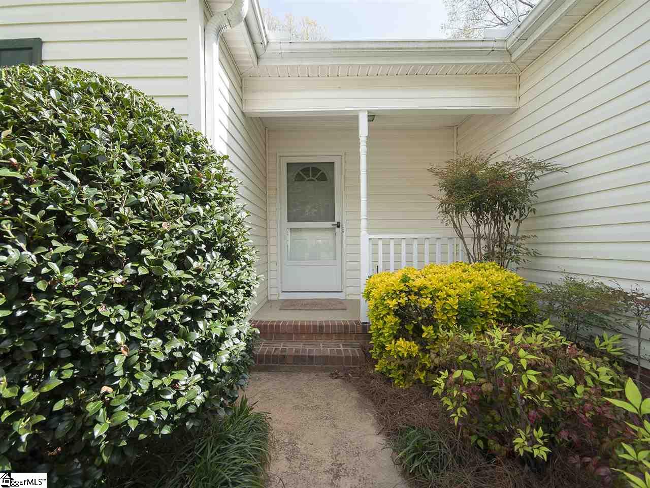 102 Belford Road Mauldin, SC 29662 - Photo 8 of 34 Gallery Image 8