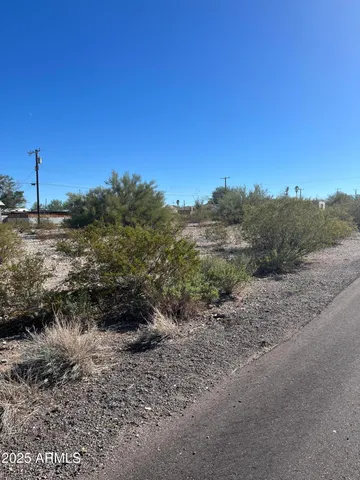 $25,000 | 1350 North Sartillion Avenue, Unit 23, Ajo, AZ 85321