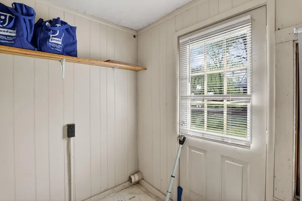 $46,900 | 822 West Kennicott Street, Carbondale, IL 62901