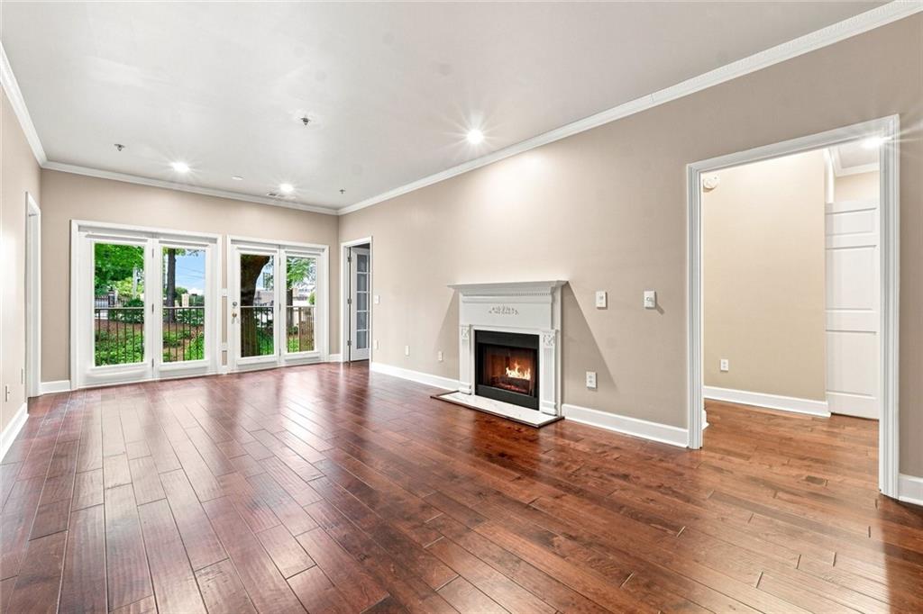 2865 Lenox Road Northeast, Unit 210 Atlanta, GA 30324 - Photo 4 of 30 Gallery Image 4