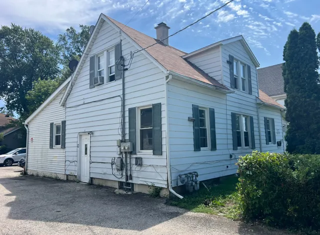 $255,000 | 45 North Jackson Street, Waukegan, IL 60085