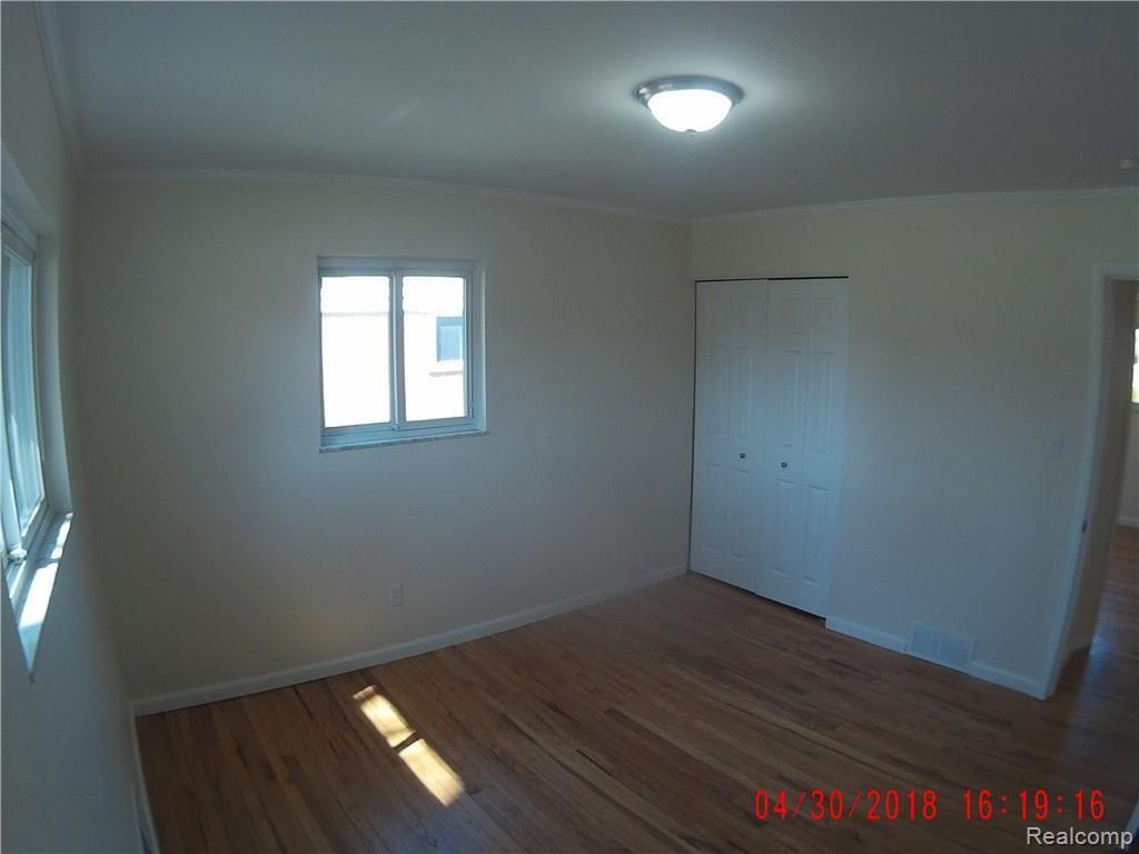 35336 Rutherford Street Clinton Township, MI 48035 - Photo 16 of 20 Gallery Image 16