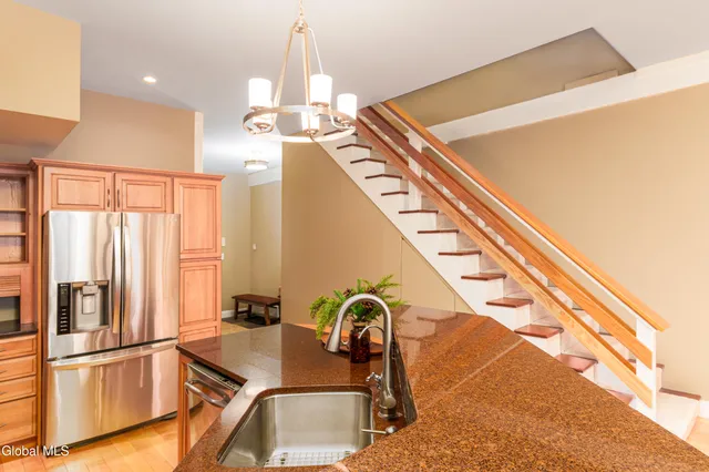 $750,000 | 37 Clark Street, Unit 6, Saratoga Springs, NY 12866