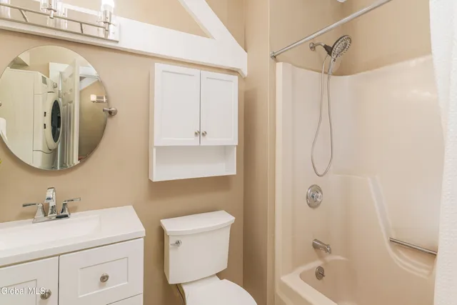 $750,000 | 37 Clark Street, Unit 6, Saratoga Springs, NY 12866