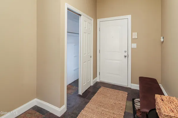 $699,999 | 37 Clark Street, Unit 6, Saratoga Springs, NY 12866