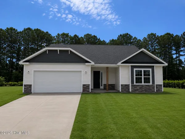 $388,250 | 326 Eastwood Drive, Wallace, NC 28466