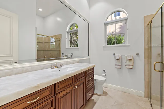 $5,950,000 | 828 Harbour Isles Place, North Palm Beach, FL 33410