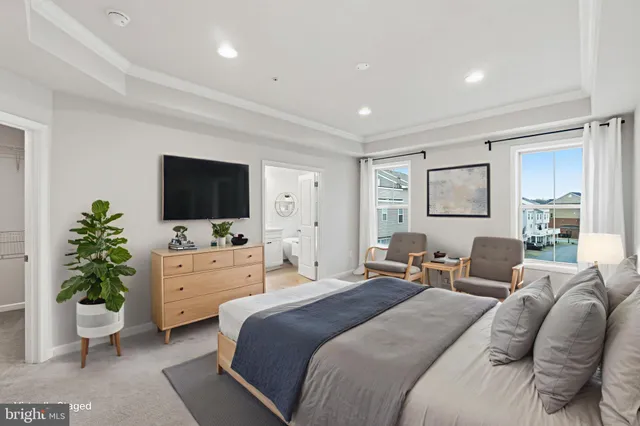 $595,000 | 13606 Harrier Way, Clarksburg, MD 20871