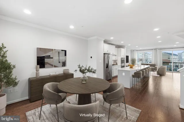 $595,000 | 13606 Harrier Way, Clarksburg, MD 20871