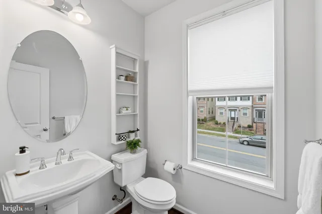 $595,000 | 13606 Harrier Way, Clarksburg, MD 20871