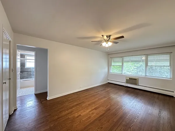 $2,100 | 6273 North Cicero Avenue, Unit B5, Chicago, IL 60646