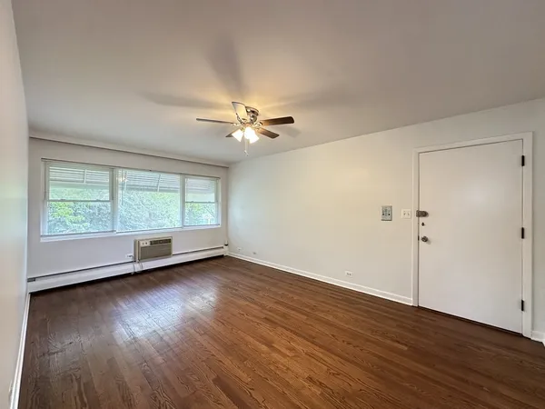 $2,100 | 6273 North Cicero Avenue, Unit B5, Chicago, IL 60646