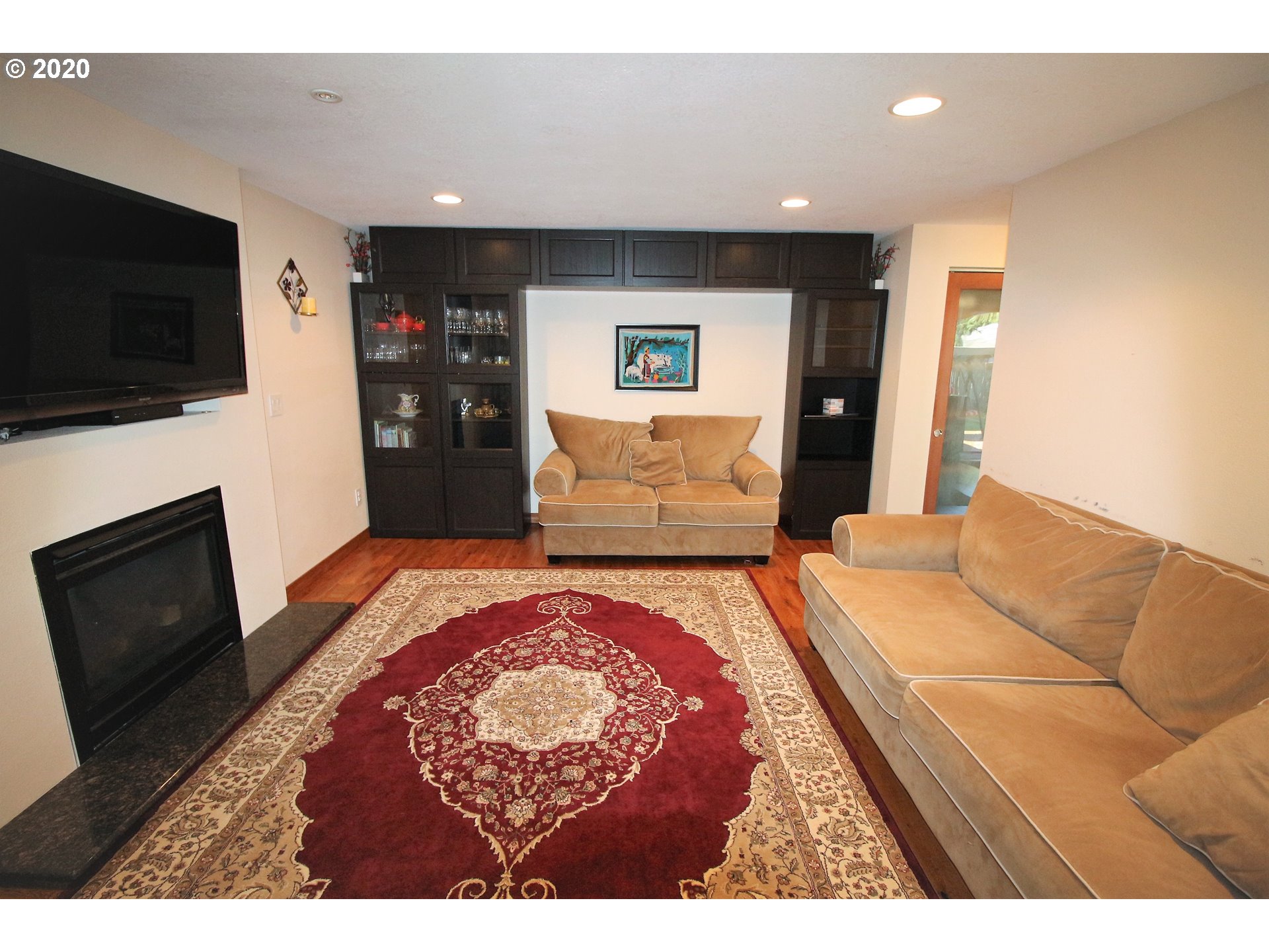 9072 Southwest Raritan Court Tualatin, OR 97062 - Photo 7 of 25 Gallery Image 7
