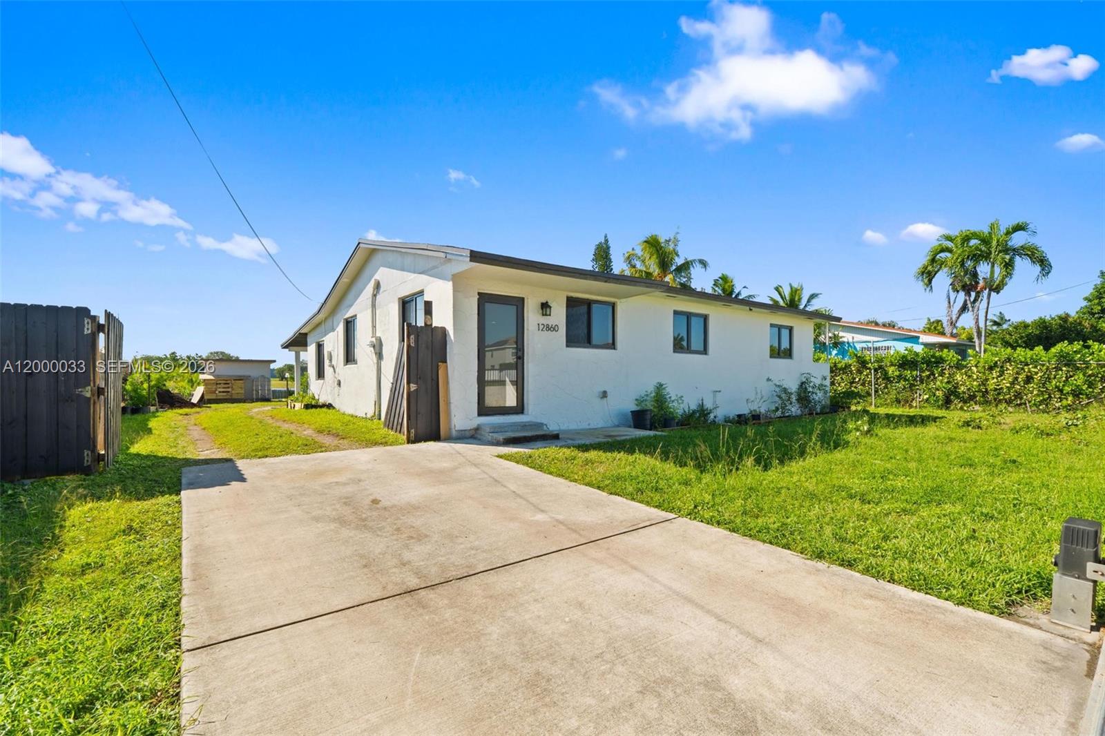 12860 Southwest 268th Street Homestead, FL 33032 - Photo 2 of 22