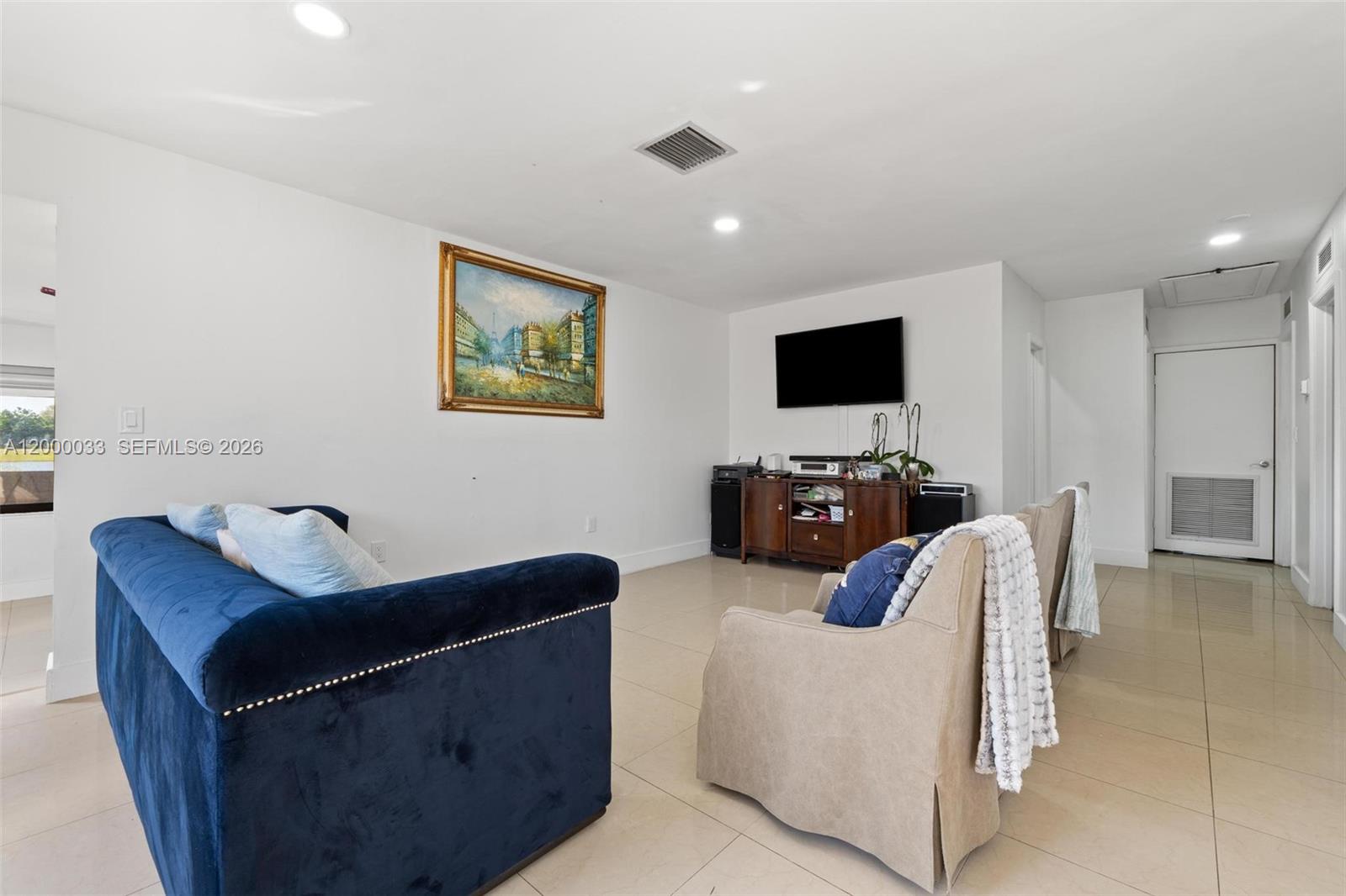 12860 Southwest 268th Street Homestead, FL 33032 - Photo 5 of 22