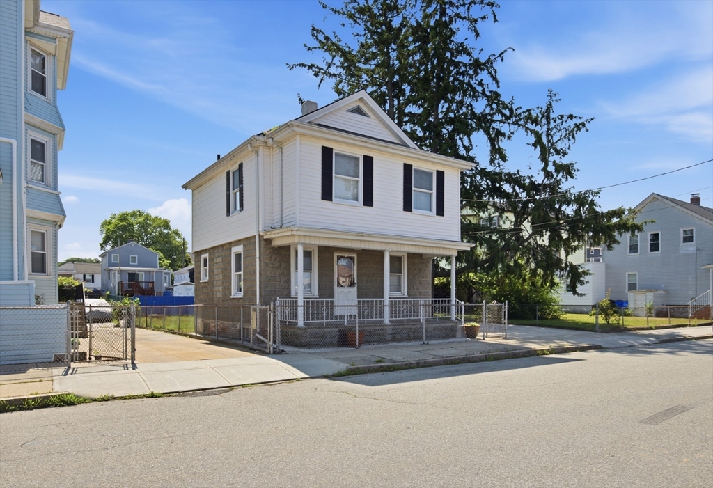 27 Johnson Street Fall River, MA 02723 - Photo 1 of 23