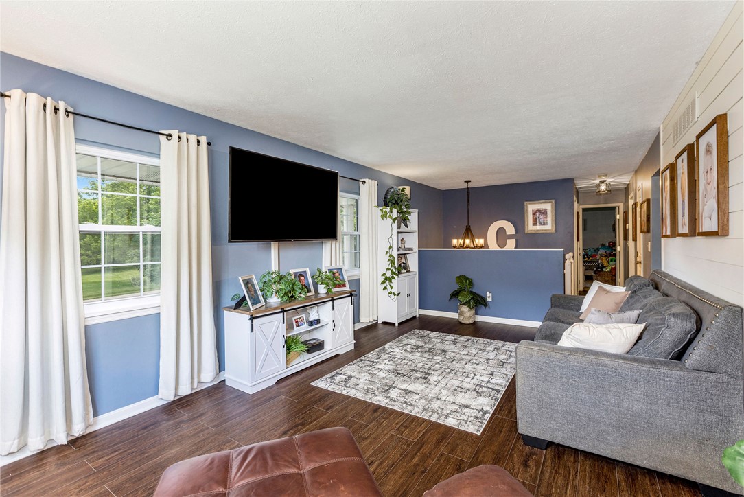 4577 Fisher Road Franklin, OH 45005 - Photo 9 of 44 Gallery Image 9