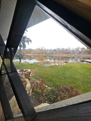 $615,000 | 6N263 River Drive, St. Charles, IL 60175