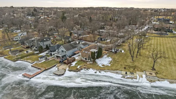 $589,900 | 6N263 River Drive, St. Charles, IL 60175