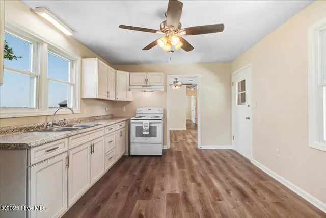 $659,900 | 123 Cedar Lane, Cedar Point, NC 28584