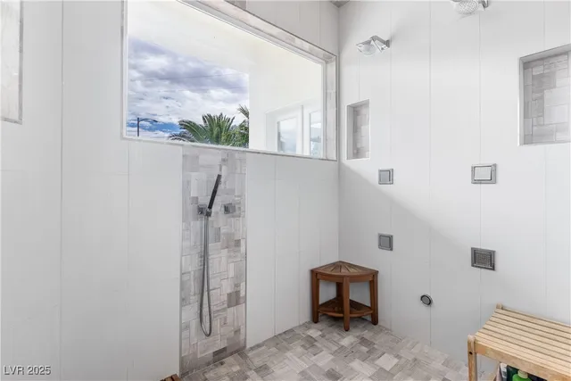 $30,000 | 7270 Loma Alta Circle, Las Vegas, NV 89120