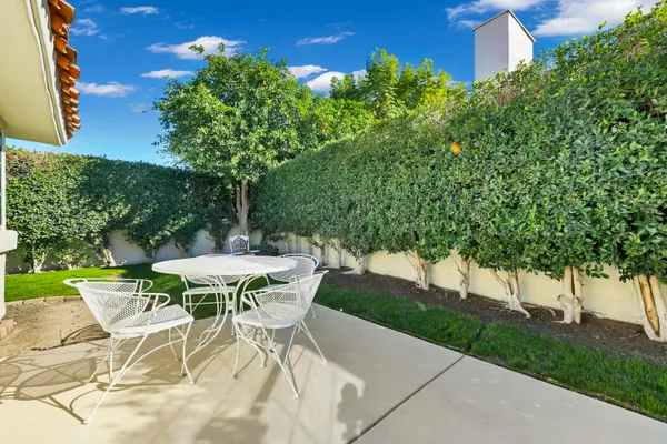 $3,200 | 43852 VÃa Palma, Palm Desert, CA 92211