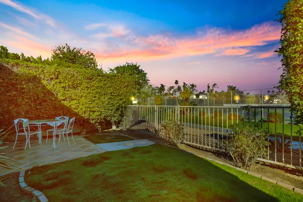 $3,200 | 43852 VÃa Palma, Palm Desert, CA 92211