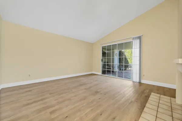 $3,200 | 43852 VÃa Palma, Palm Desert, CA 92211