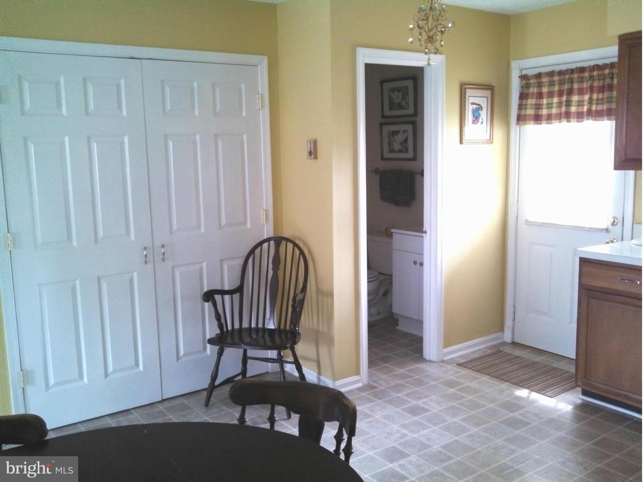 223 Brunswick Road Stephens City, VA 22655 - Photo 6 of 13 Kitchen