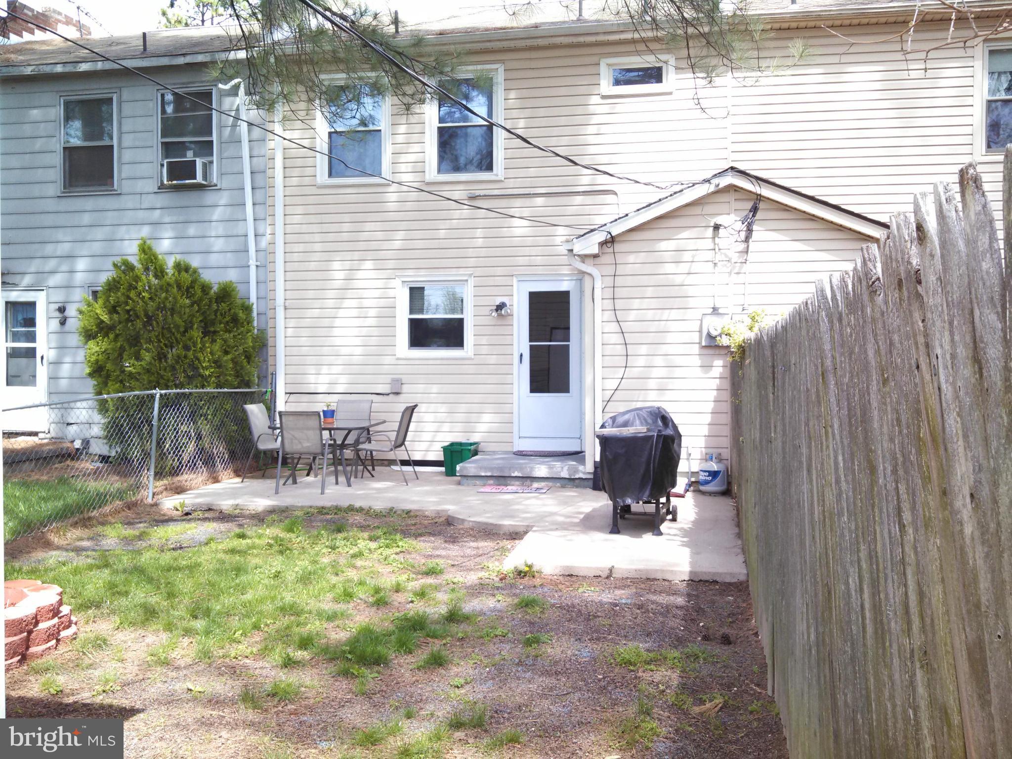 223 Brunswick Road Stephens City, VA 22655 - Photo 8 of 13 Patio space