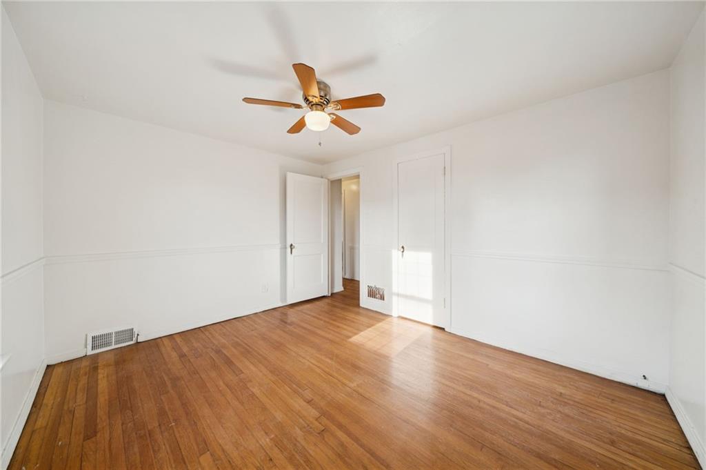 815 Elizabeth Street Pittsburgh, PA 15221 - Photo 11 of 38