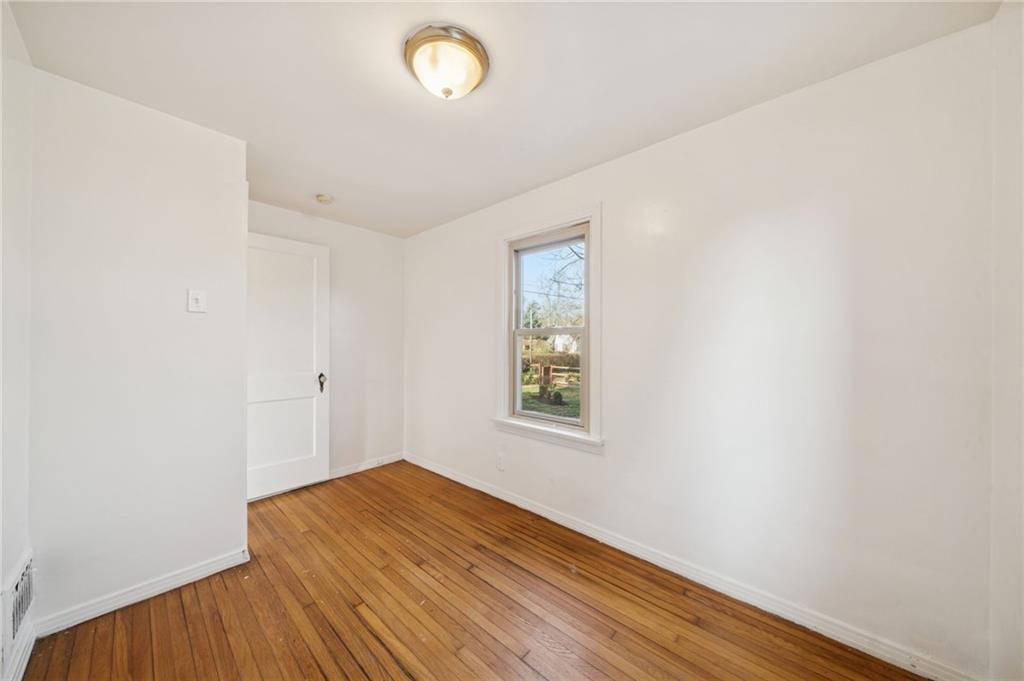 815 Elizabeth Street Pittsburgh, PA 15221 - Photo 15 of 38