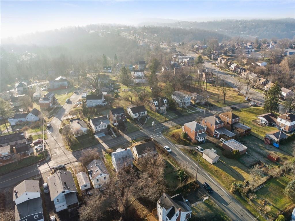 815 Elizabeth Street Pittsburgh, PA 15221 - Photo 35 of 38