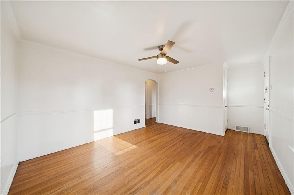 815 Elizabeth Street Pittsburgh, PA 15221 - Photo 6 of 38