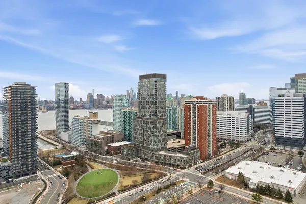 $1,498,888 | 75 Park Lane South, Unit 1007, Jersey City, NJ 07310