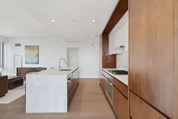 $1,498,888 | 75 Park Lane South, Unit 1007, Jersey City, NJ 07310